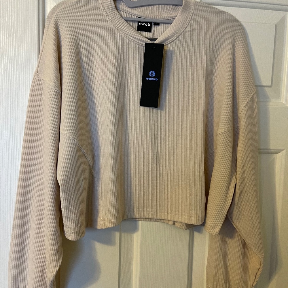 Long sleeve ribbed crop top